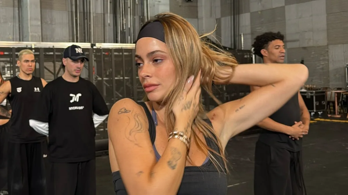Tini brilló con su show en México y dejó una picante indirecta en medio del conflicto con su familia