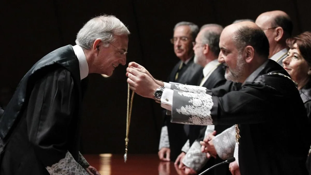 Una sala del Supremo conservadora y un ponente afín a Feijóo: los jueces que han tumbado el voto de miles de personas