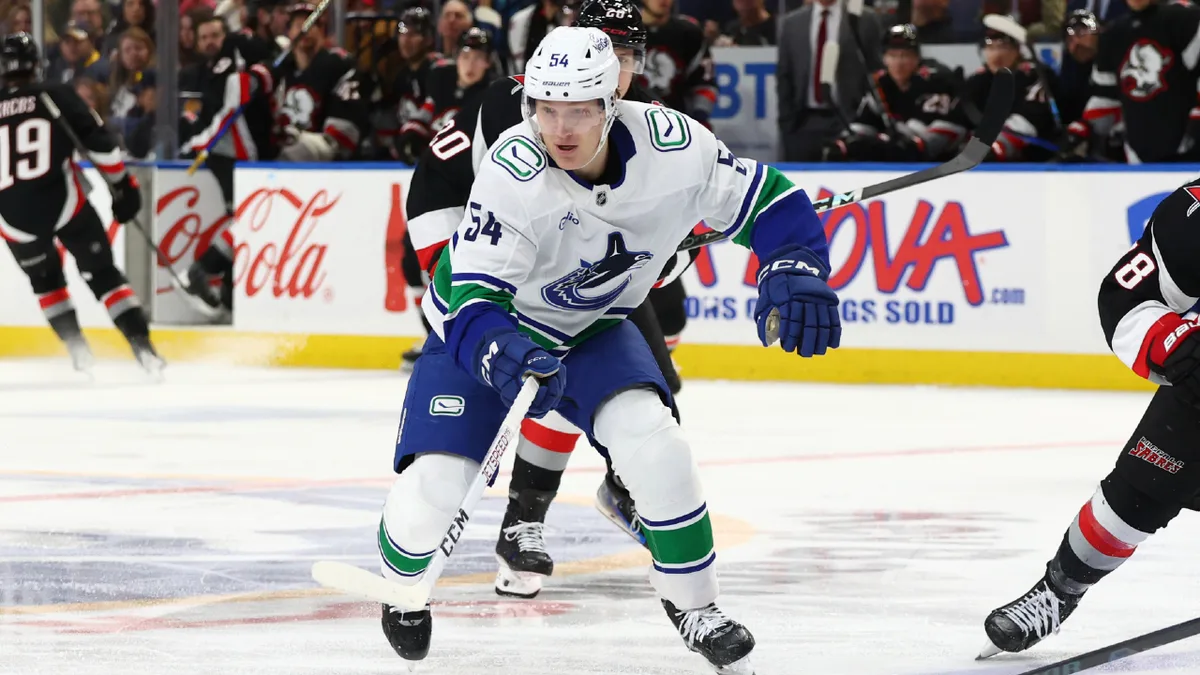 Canucks’ Aatu Raty clears waivers