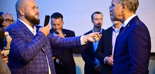 AfD: Wie der rechte Streamer »Aktivist Mann« die Partei spaltet
