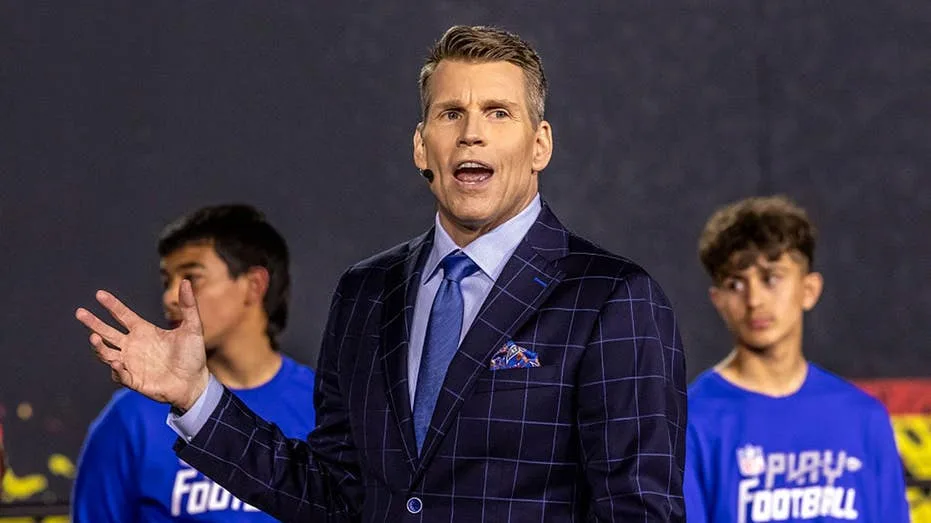 RedZone host Scott Hanson defends NFL officiating, calls league 'best officiated' in America