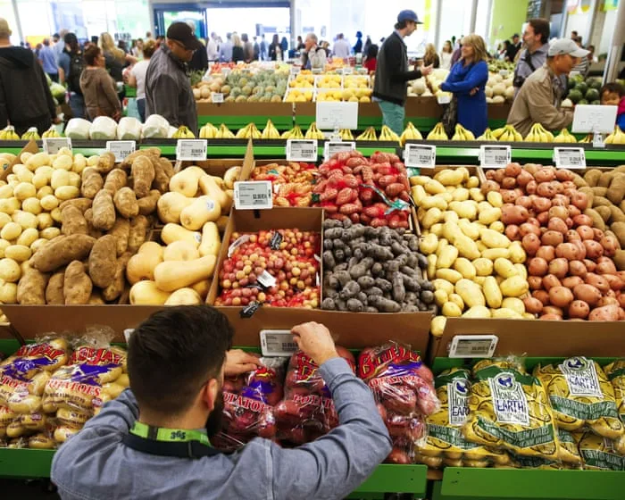 US inflation rose to 3.7% in September in blow to Republicans before midterms