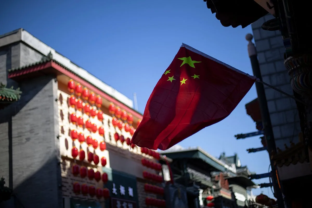 China: economia acelera para 4,5% no terceiro trimestre e corresponde aos mínimos de Pequim