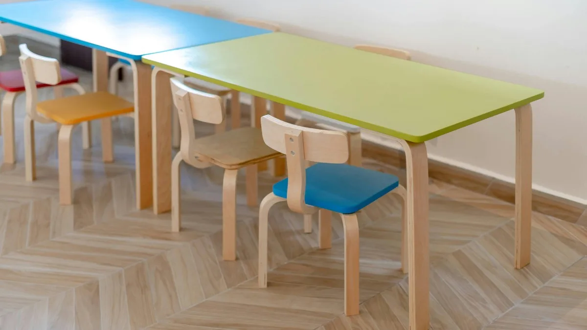 Pais denunciam professora por furar cabeça de criança autista com seringa em creche de Monteiro, na PB