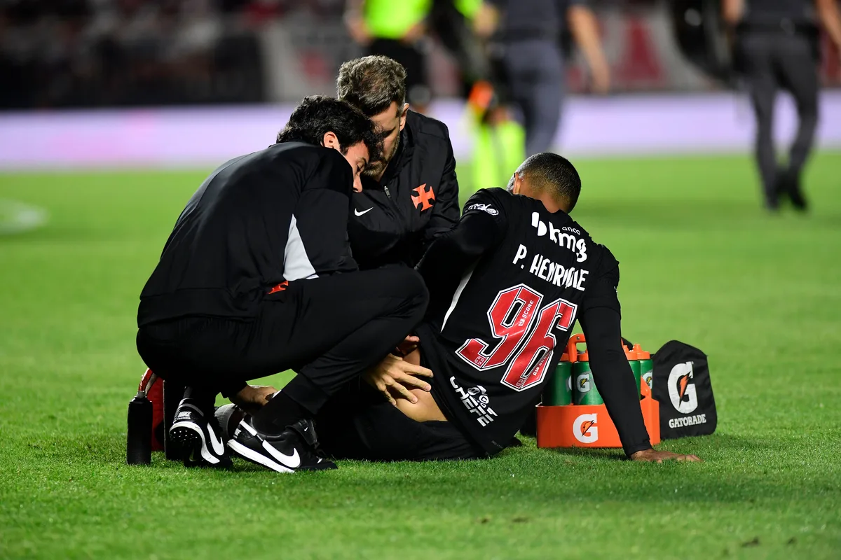 Jogadores do Vasco admitem cansaço em sequência, mas viram chave para duelo contra o Boca