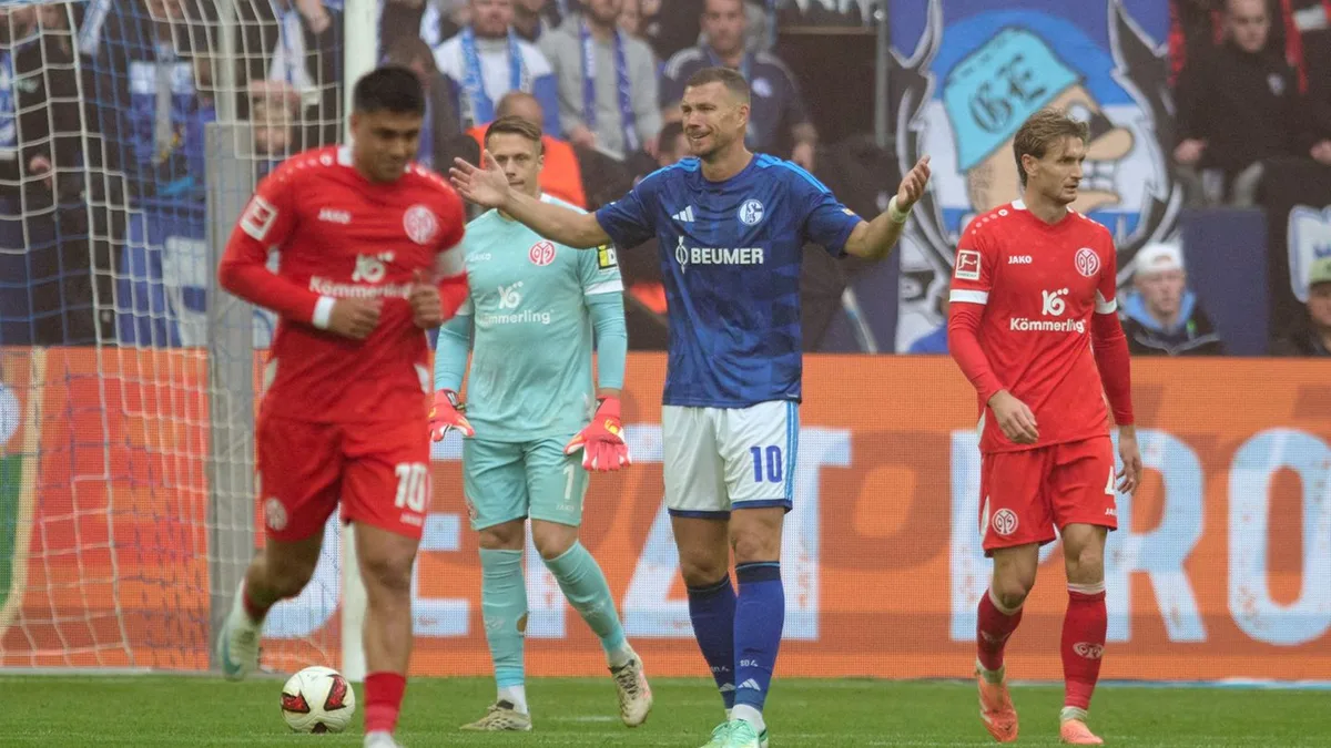 Fußball-Bundesliga: Nur Karius ist zu wenig: Schalke bereitet Anlass zur Sorge