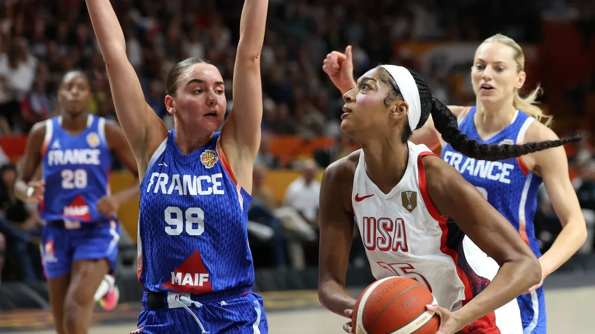 Pas de premier titre mondial pour l’équipe de France, battue par les Etats-Unis en finale de la Coupe du monde de basket
