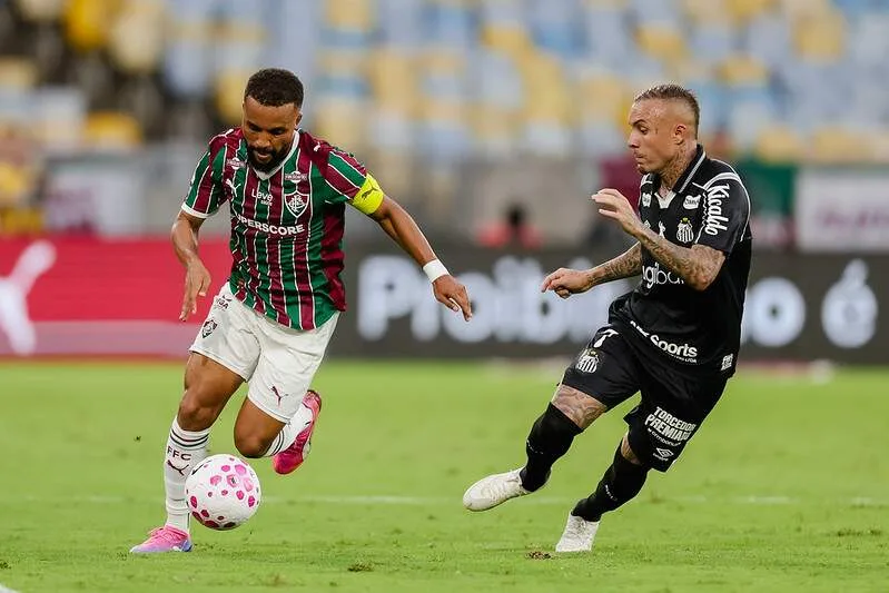Santos vira sobre o Fluminense em oito minutos e vence no Maracanã