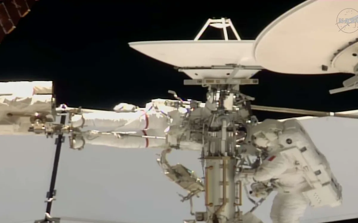 Sophie Adenot, première Française dans le vide spatial : les images d’une mission sous tension