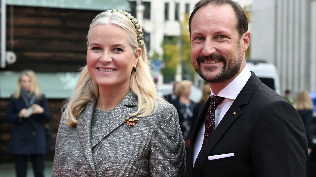 Norwegisches Königshaus: Königshaus: Haakons Ehefrau Mette-Marit ist Königin