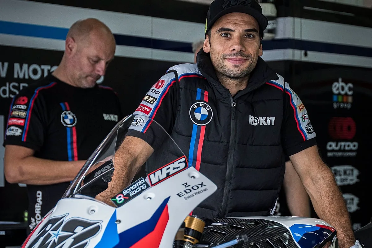Miguel Oliveira renova com BMW e continua no Mundial de Superbikes em 2027