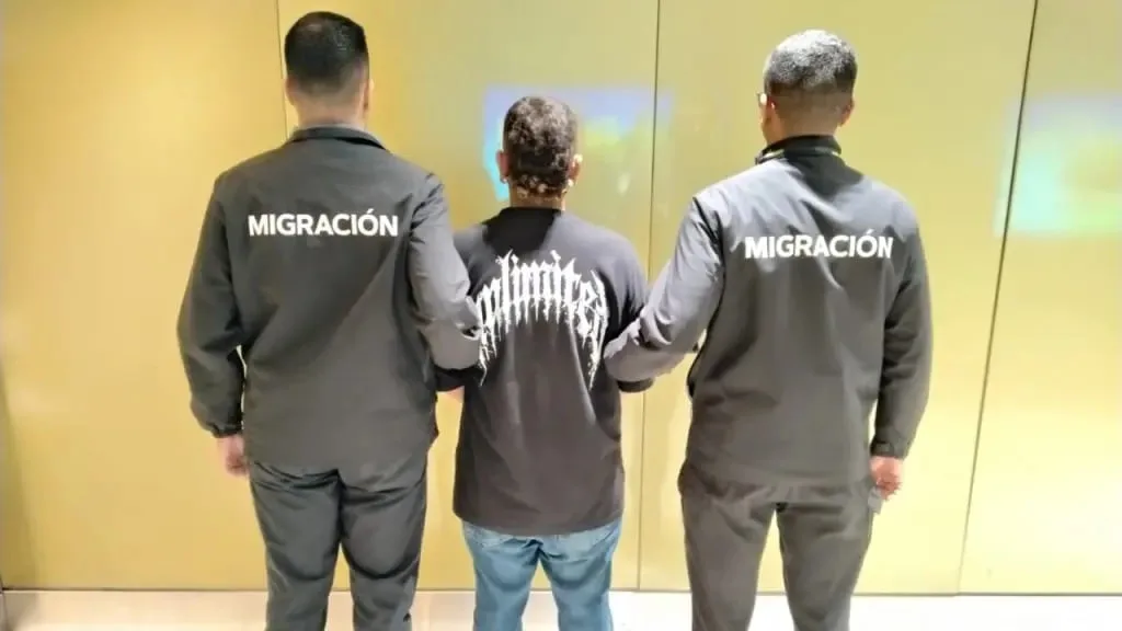 Deportan de Panamá a colombiano que confesó pertenecer al Tren de Aragua y estar amenazado por La Inmaculada