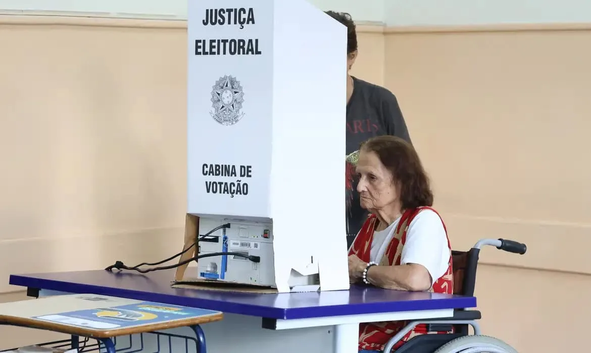 TSE anuncia alteração de 4.352 locais de votação para o segundo turno