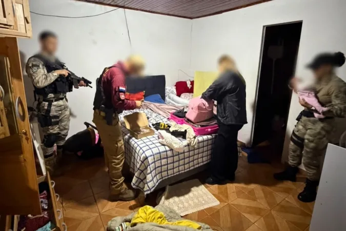 Bebê brasileiro de 26 dias é resgatado no Paraguai após sequestro