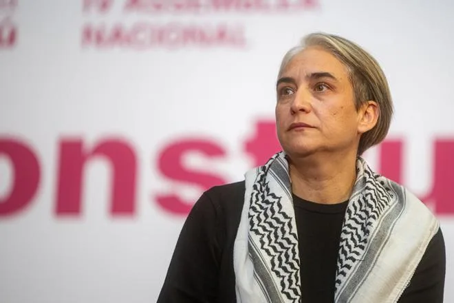 Colau emplaza a Sumar a salir del Gobierno de Sánchez si no toma medidas para frenar desahucios