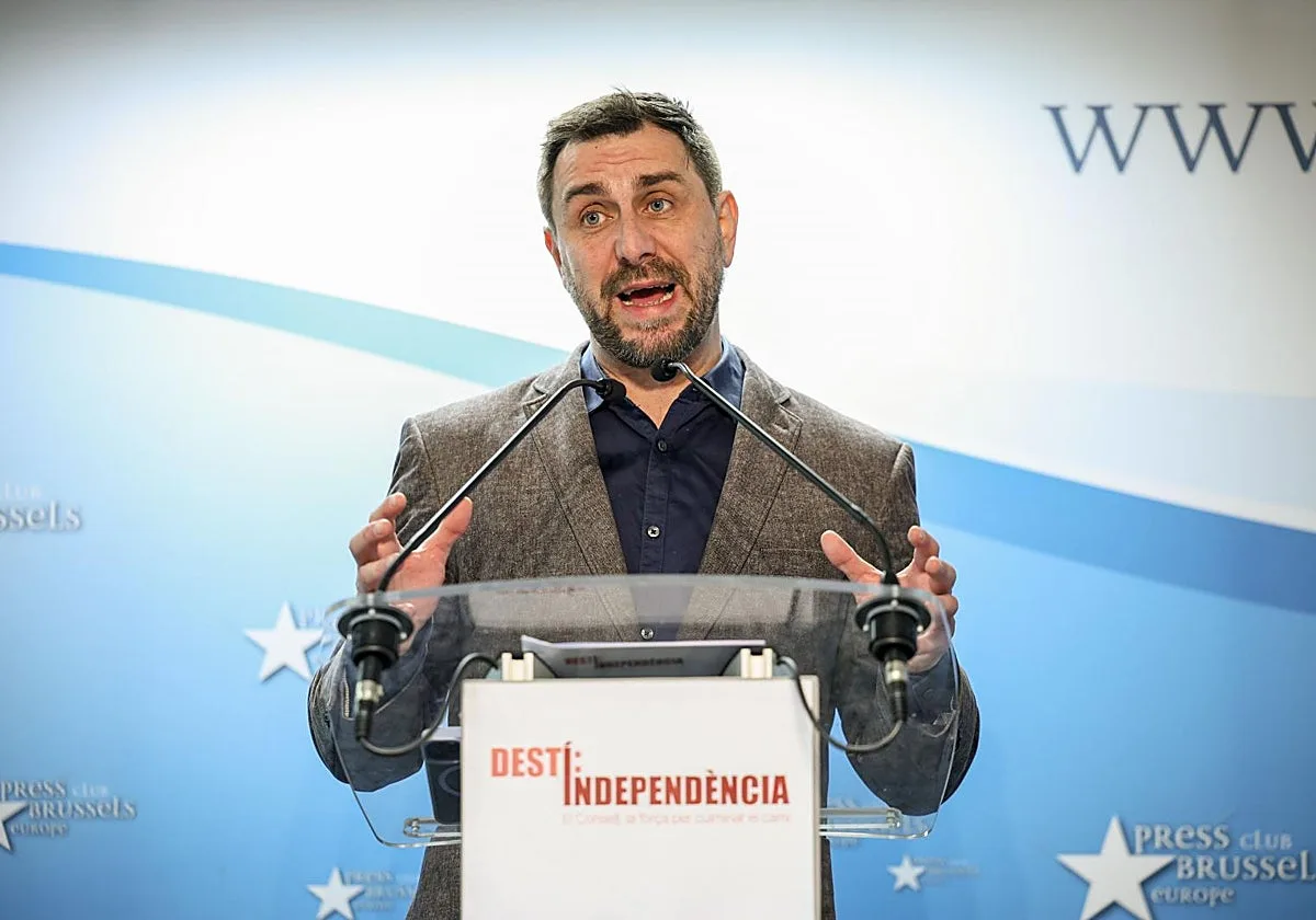Comín confirma que volverá a Madrid el jueves para acatar la Constitución