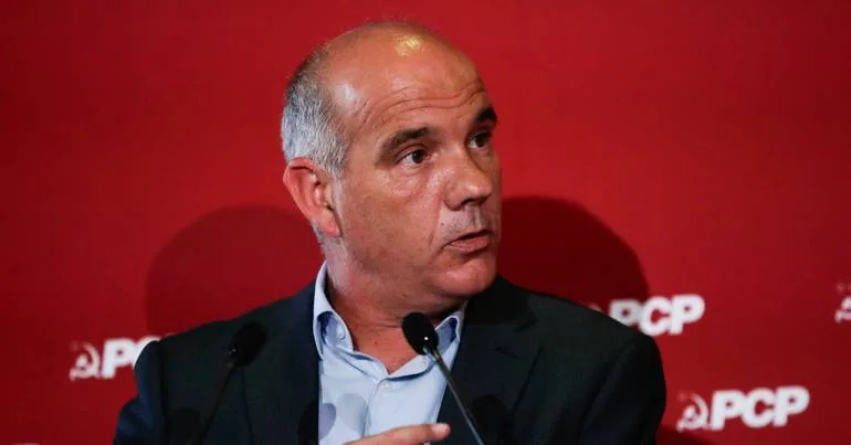 PCP: caso Luís Neves é "problema do Governo todo"