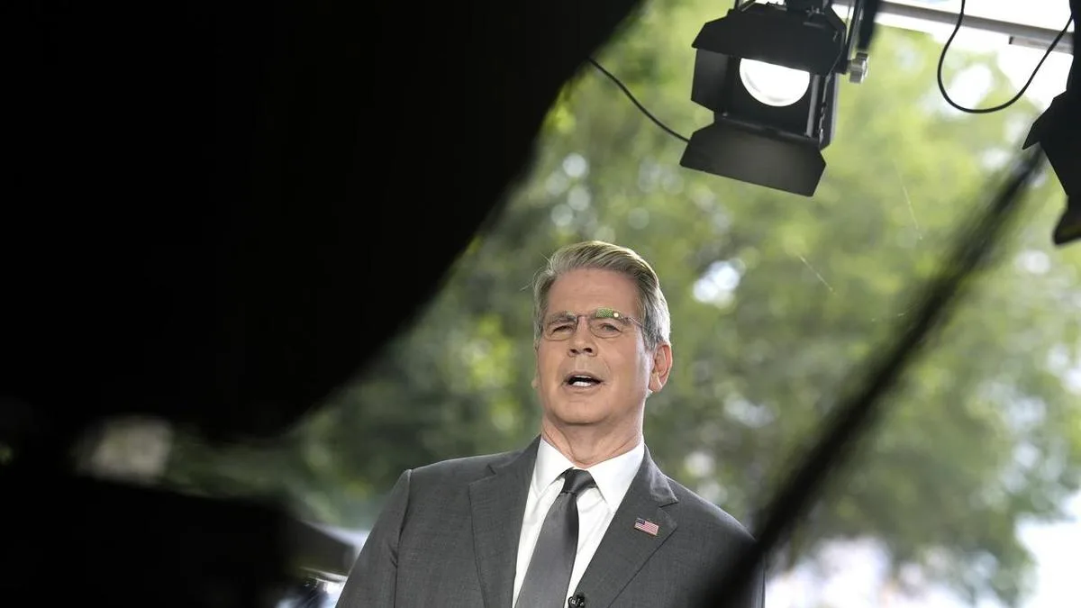 US expected to broaden secondary sanctions in Iran push