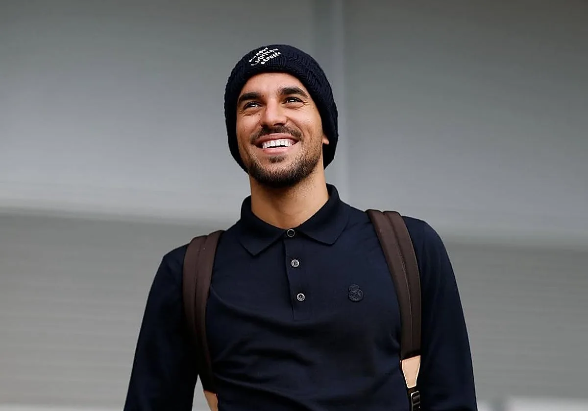 El Betis cierra el acuerdo con Ceballos, firma hasta 2029