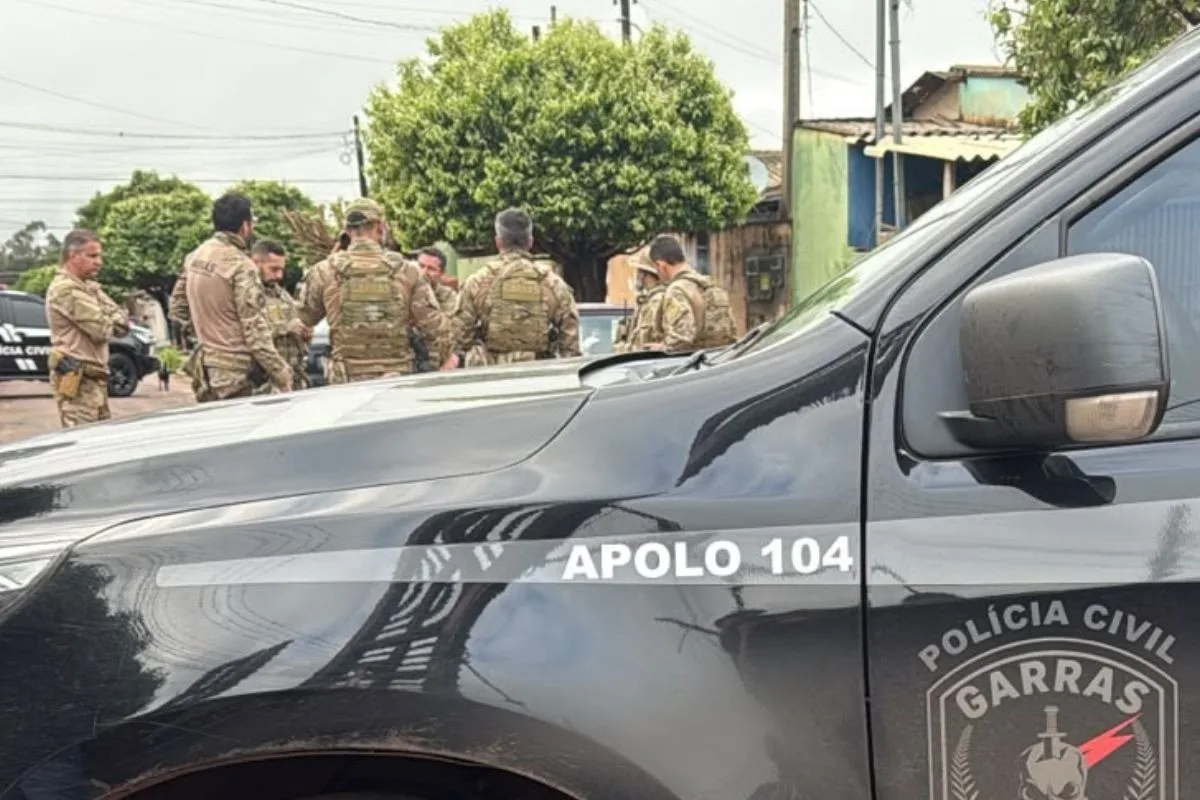 Adolescente suspeita de mandar matar o próprio pai e outros dois suspeitos morrem em confronto com a polícia em MS