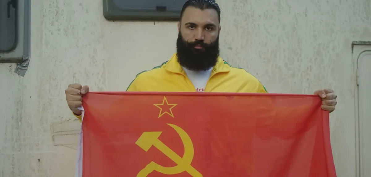 Stalin, Mao, Intifada – Dieser Rapper bringt die Linkspartei in Bedrängnis