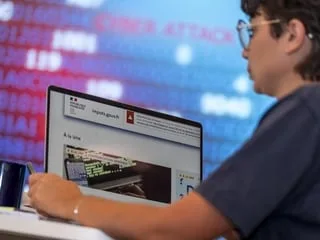 Piratage du fisc : des victimes s’associent dans une action collective contre l’État