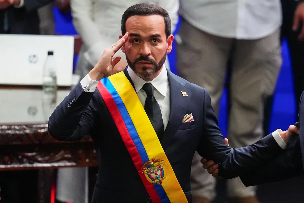 De la Espriella anuncia la detención de la "principal cabecilla" de la red financiera del EMC de 'Mordisco'