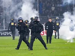 "Dann hört der Spaß auf": Entsetzen und viele Verletzte nach Pokal-Randale