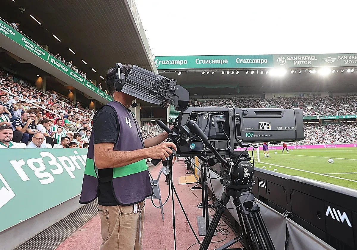 La Liga confirma los horarios de los encuentros del Córdoba CF - Almería y del Albacete - Córdoba CF