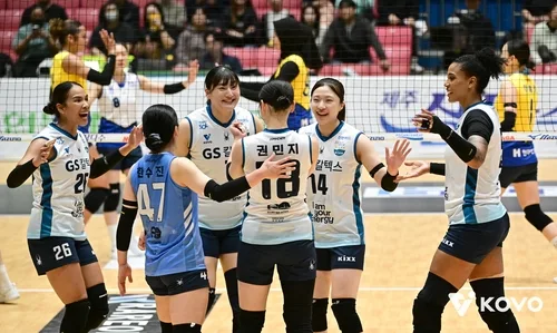 여자배구 GS칼텍스, 현대건설 꺾고 KOVO 컵대회 준결승 진출