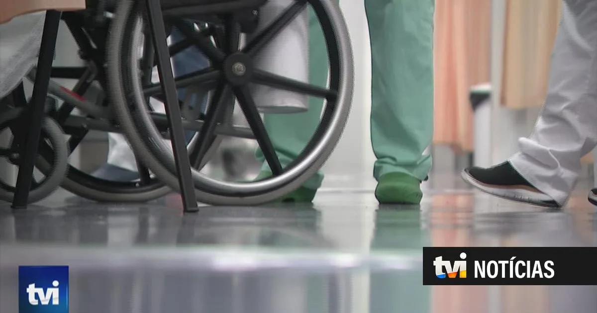 À espera de vaga num lar ou sem meios económicos para tal: Hospital de São José tem 51 camas indevidamente ocupadas