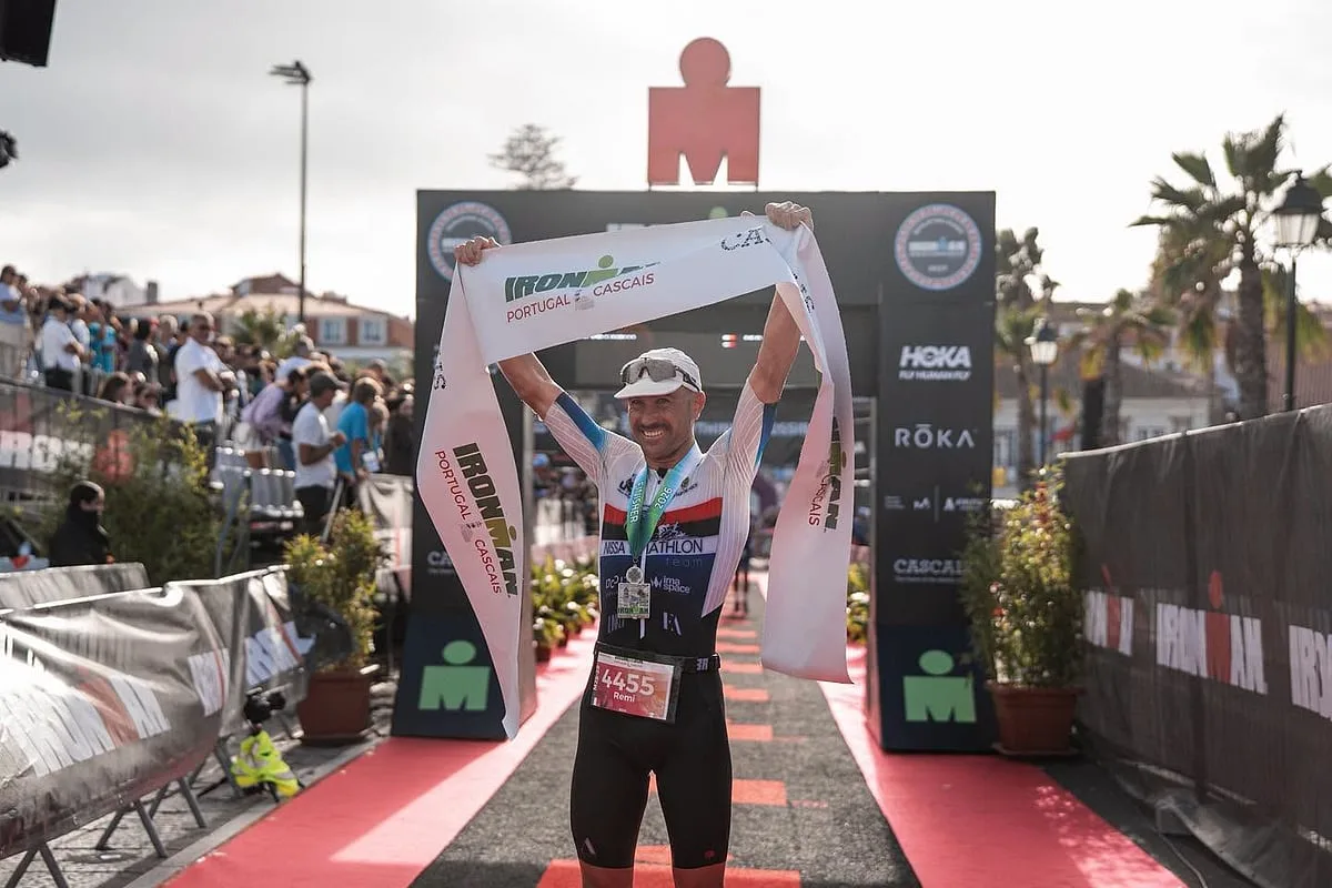 Remi Conte e Jessica Ittner vencem Ironman de Cascais em edição com 5500 inscritos