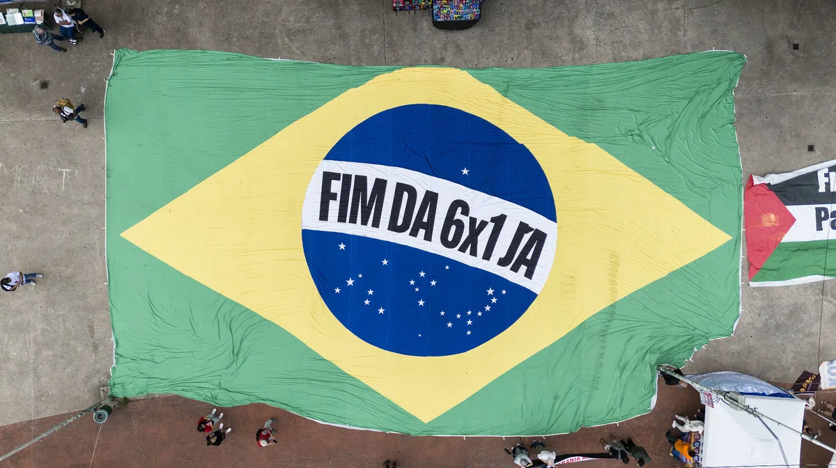 CCJ do Senado vota fim da escala 6x1; o que pode mudar na jornada, nas folgas e nos salários?