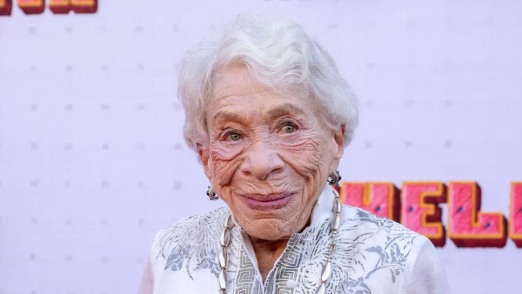 Bunny Levine Dies: Librarian Turned Actress Who Appeared In Everything From ‘Gilmore Girls’ To Adam Sandler Movies Was 97