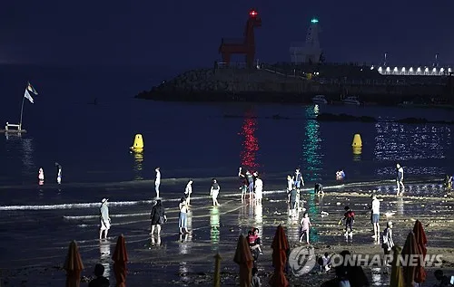 제주 해안 전역 연일 열대야…북부 최저 26.9도