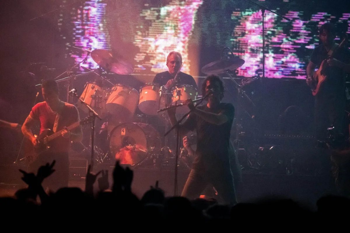See King Gizzard and the Lizard Wizard Bring Out Max Weinberg at Queens Show