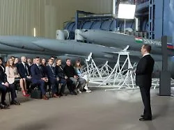 Hyperschallwaffe gegen US-Träger: Russland hilft Iran wohl bei Entwicklung neuer Marschflugkörper