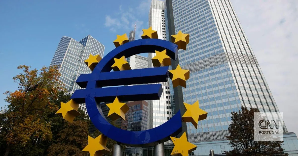 Receio de novas subidas das taxas faz disparar juros da dívida europeia