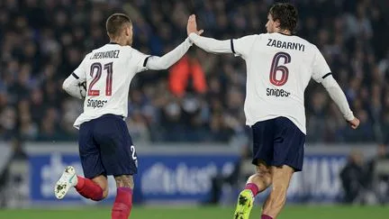 Sauvé par ses remplaçants, le PSG renverse Strasbourg et prend provisoirement les commandes de la Ligue 1