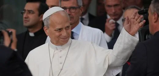 Papst Leo XIV. ist nach Lungenkrebs-Operation in den Vatikan zurückgekehrt