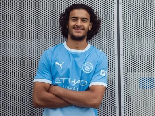 El City rompe la banca con Bouaddi