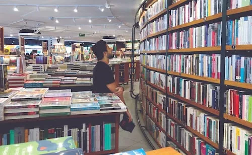 Avanza tasa 0% de IVA a librerías, sin ser beneficio para los espacios independientes