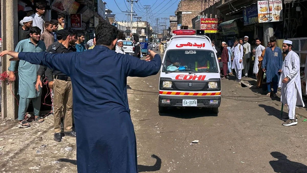Unglück: Schuldach in Pakistan stürzt ein - Mindestens 28 Schüler tot