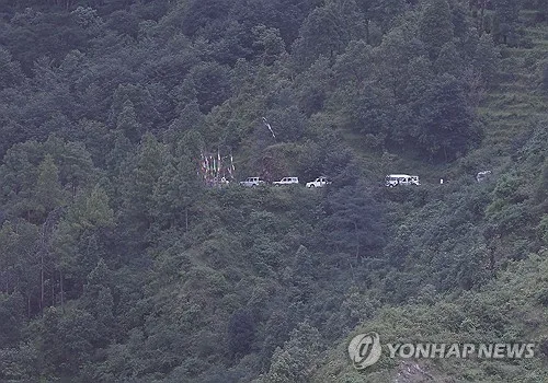 [속보] 신속대응팀 "네팔군과 수색 협의…드론 활용 수색도 했다"