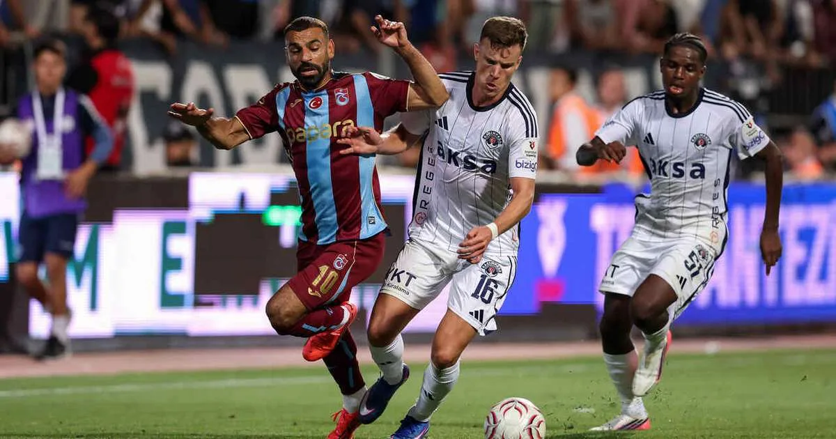 Salah estreia com empate pelo Trabzonspor em jogo do Campeonato Turco