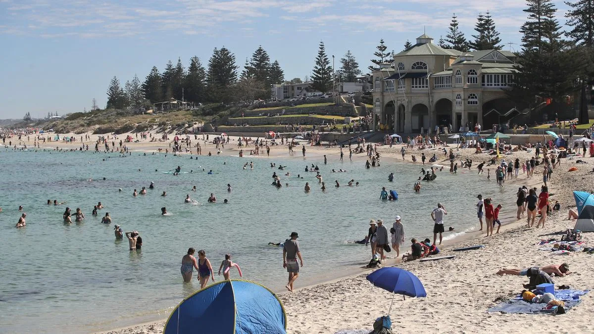 Perth weather: 32C scorcher before cool change brings showers and possible thunderstorms