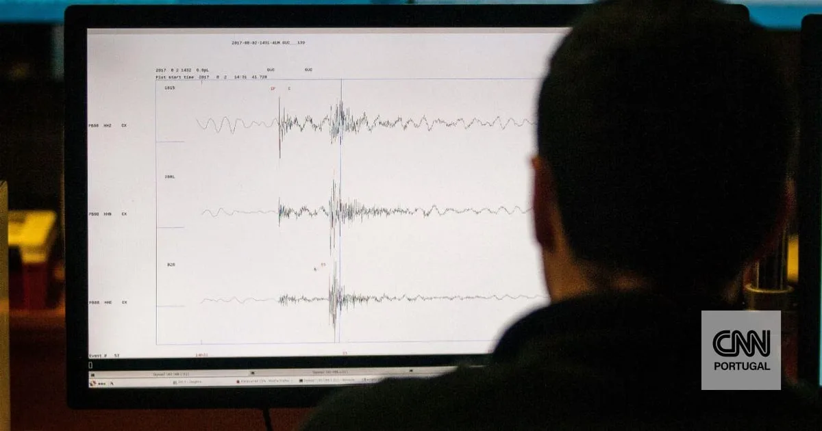 Sismo terá estado na origem da enxurrada que devastou o norte do Nepal