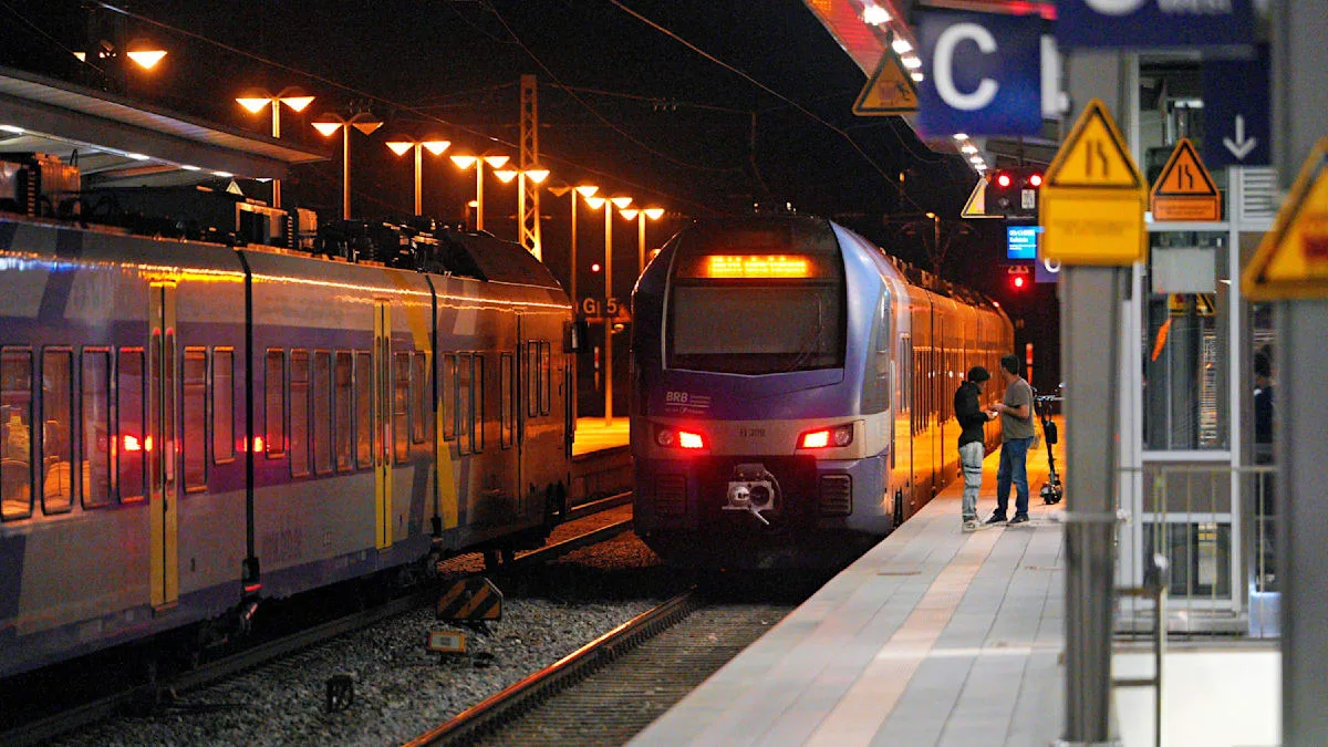 Frau stirbt bei Messerangriff in Rosenheimer Bahnhof