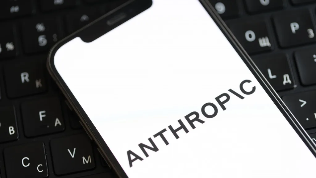 Anthropic defende regra para desligar IAs consideradas perigosas