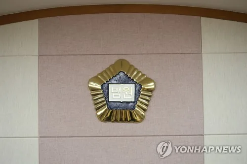 축사 탈출한 말이 차와 부딪쳐 사망사고…농장주 2심도 징역 1년